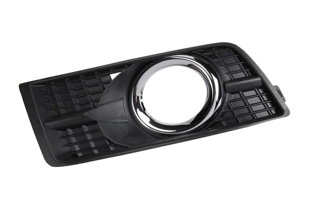 GM Genuine Parts Front Passenger Side Fog Lamp Bezel in Chrome
