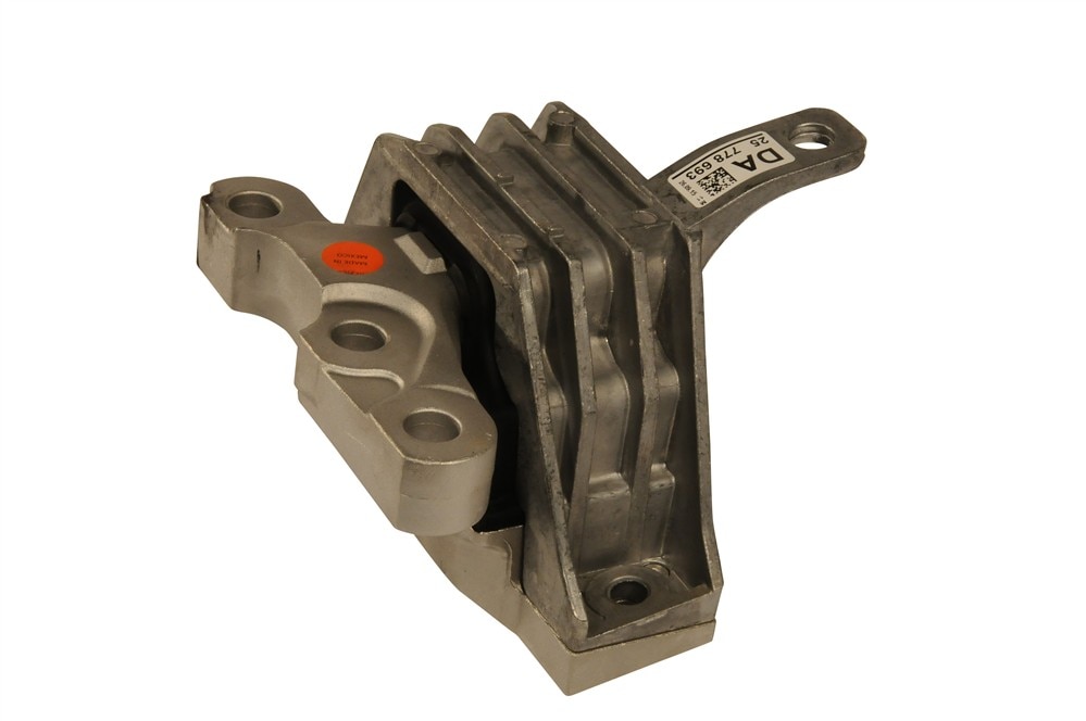 GM Genuine Parts Passenger Side Engine Mount