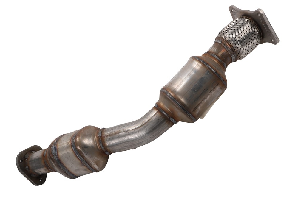 GM Genuine Parts 3-Way Catalytic Converter with Flanges, Bushings, and Coupling
