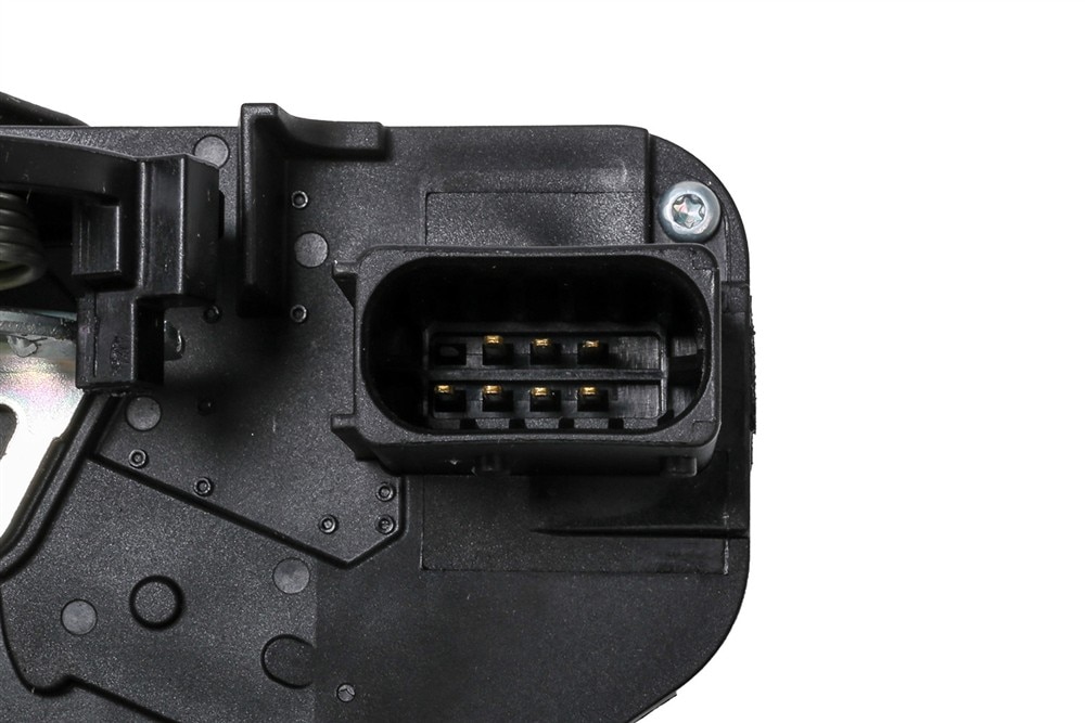 GM Genuine Parts Front Driver Side Door Lock with Cable and