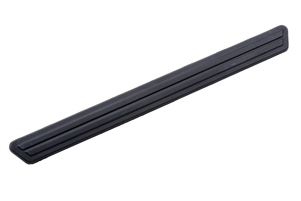 GM Genuine Parts Black Front Passenger Side Door Sill Trim Plate