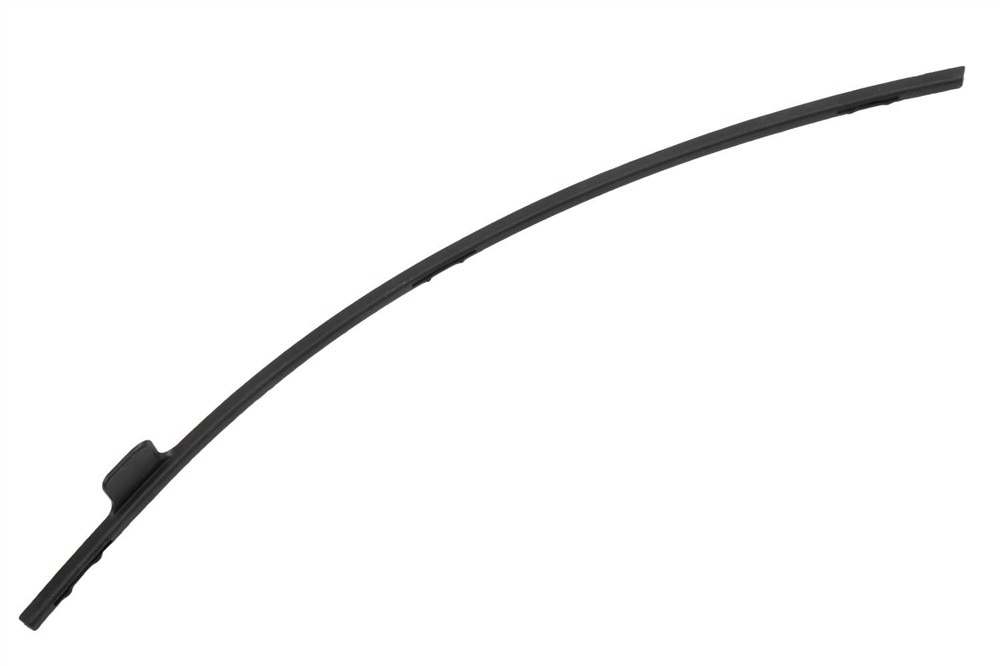 GM Genuine Parts Passenger Side Front Bumper Filler