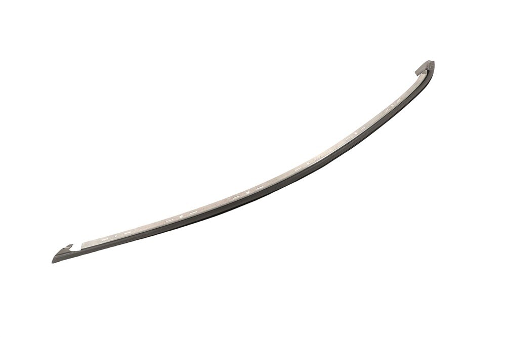 GM Genuine Parts Front Passenger Side Door Window Upper Reveal Molding