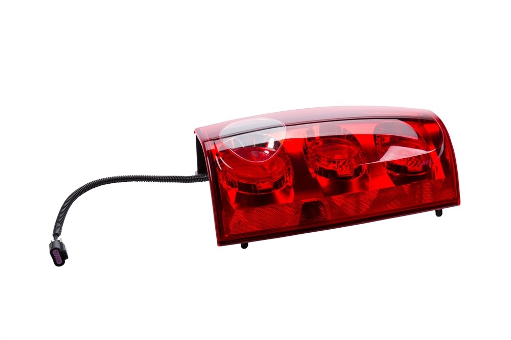 GM Genuine Parts Passenger Side Tail Lamp Assembly