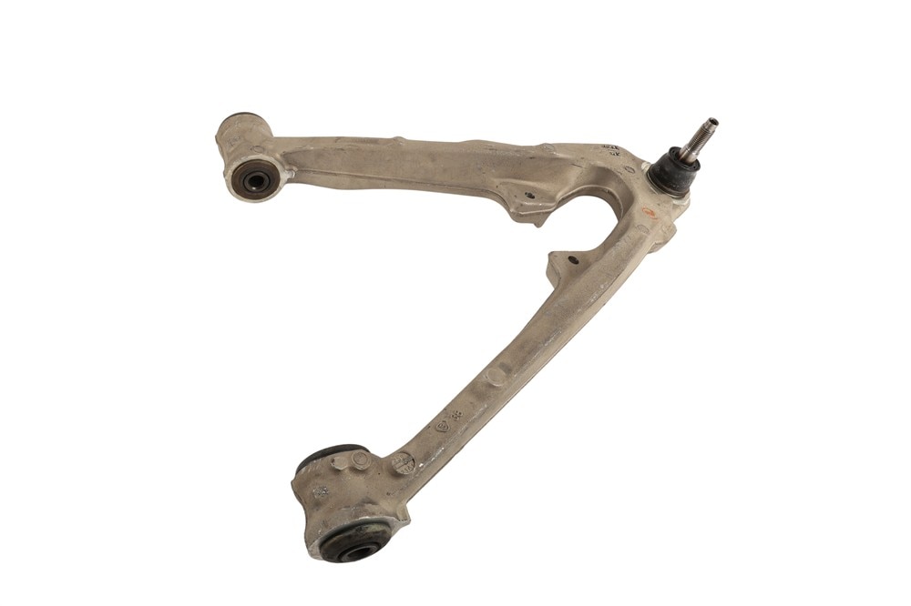 GM Genuine Parts Front Passenger Side Lower Control Arm