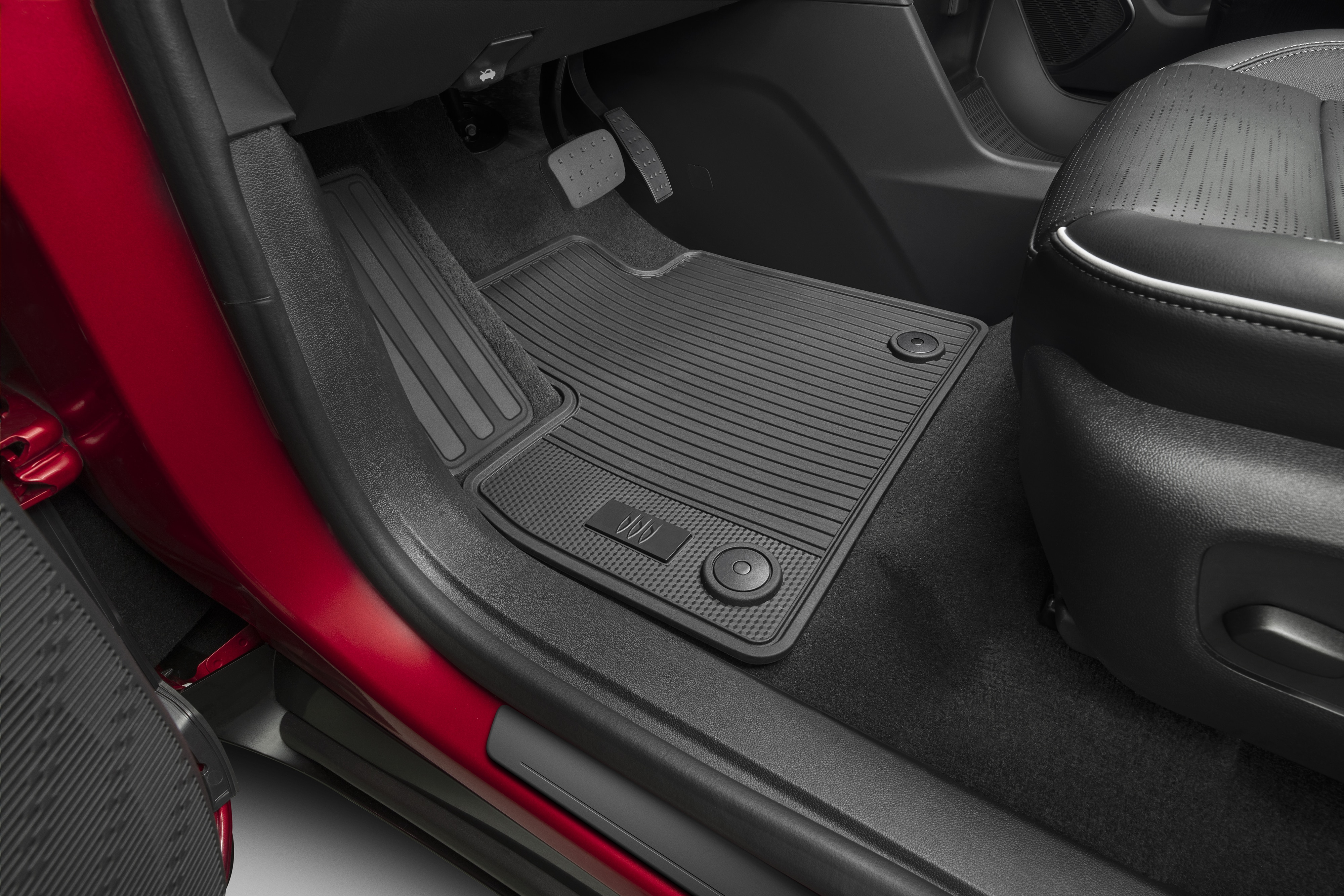 Buick Door Moldings in Chili Red Metallic | 42766756 | Buick