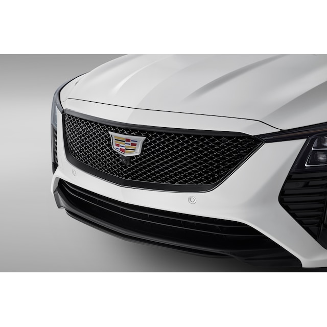 Grille in Gloss Black with Gloss Black Surround (for Vehicles with HD Surround Vision Camera)