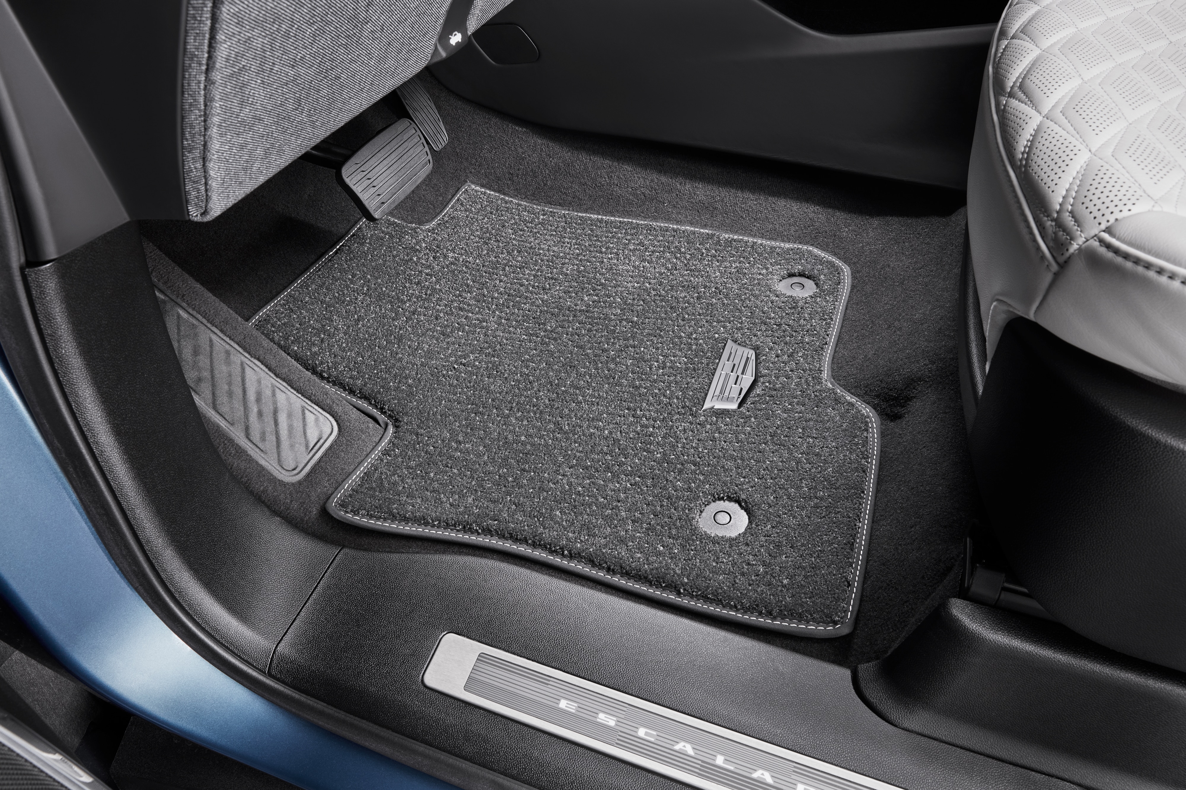 Cadillac First- and Second-Row Premium Carpeted Floor Mats in Jet