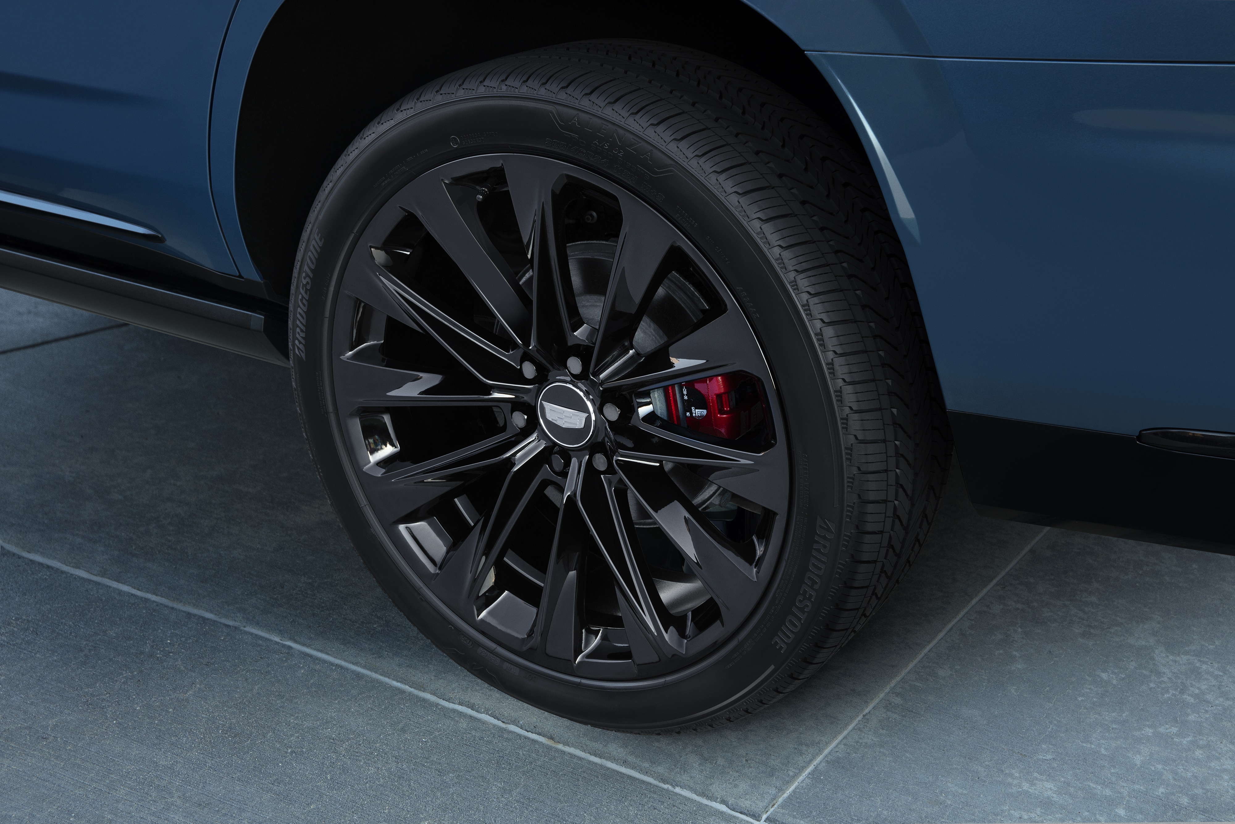Rear Brake Upgrade System in Edge Red | 85521935 | Cadillac