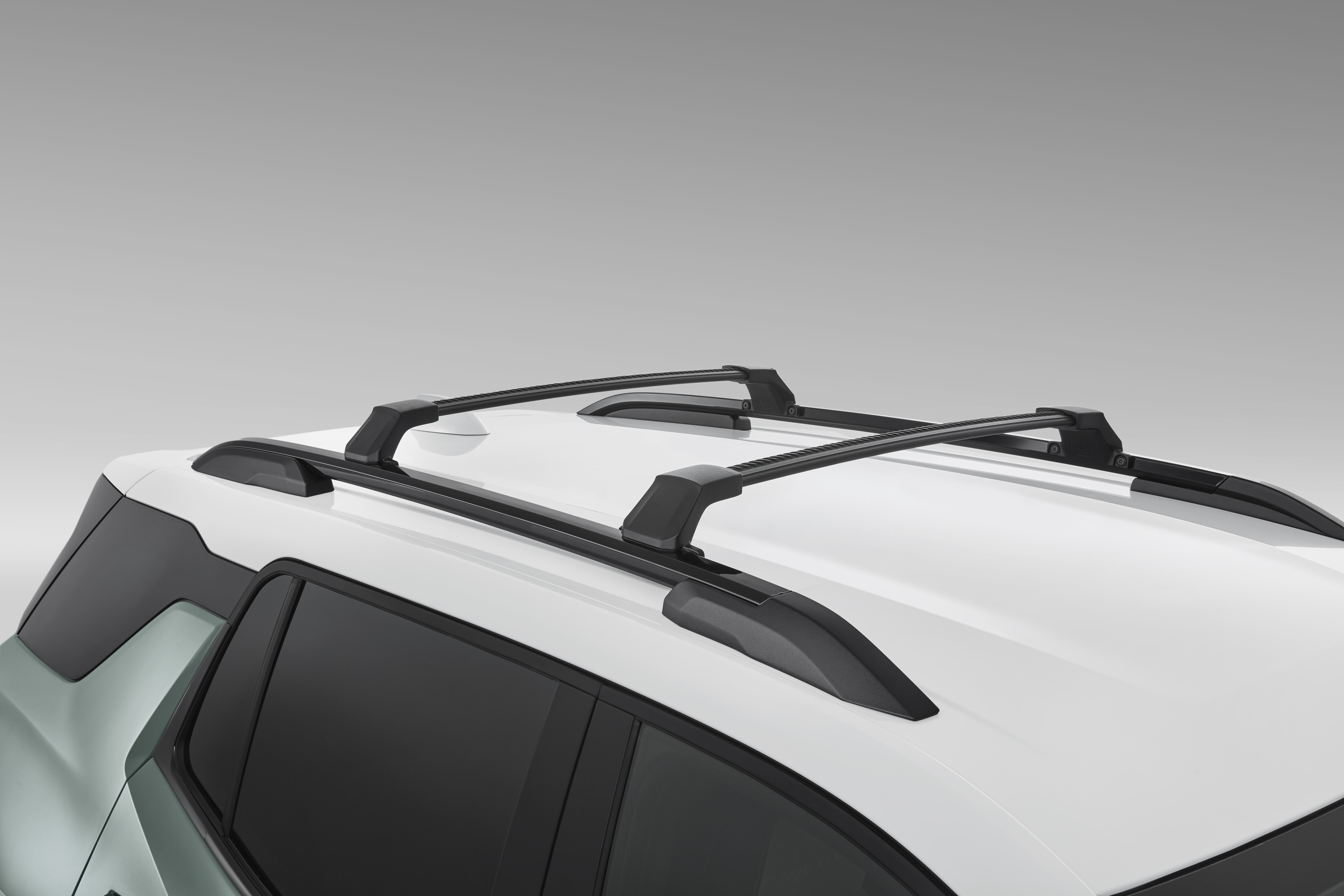 Roof Rack Cross Rail Package in Black