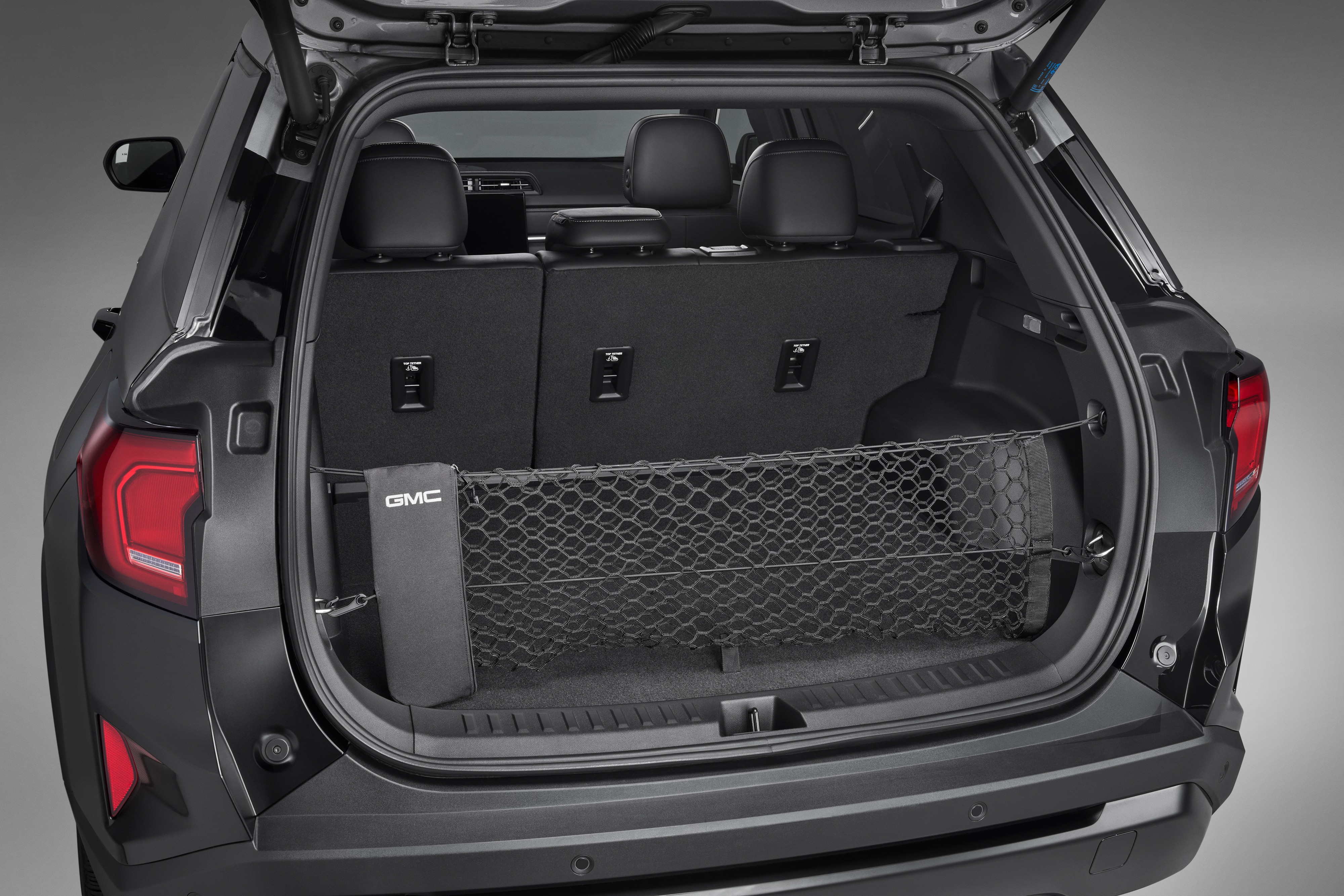 Vertical Cargo Net with Storage Bag featuring GMC Logo