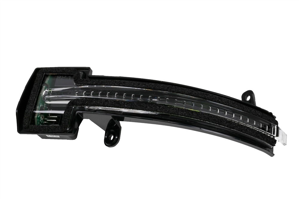 GM Genuine Parts Passenger Side Rearview Mirror Turn Signal Lamp