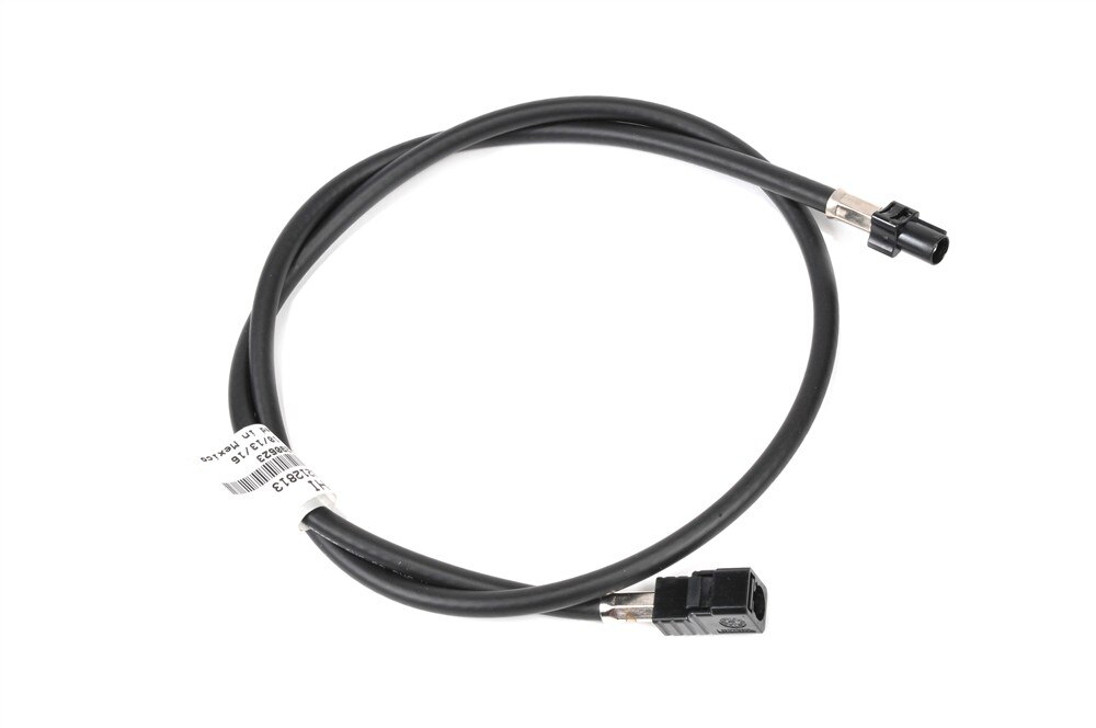 GM Genuine Parts Digital Radio, Mobile Telephone, and Vehicle Location Antenna Cable