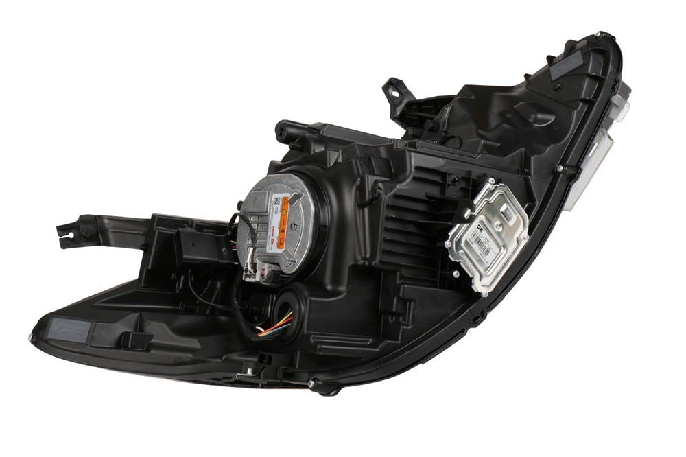 GM Genuine Parts Halogen Driver Side Headlamp (Programming Required)
