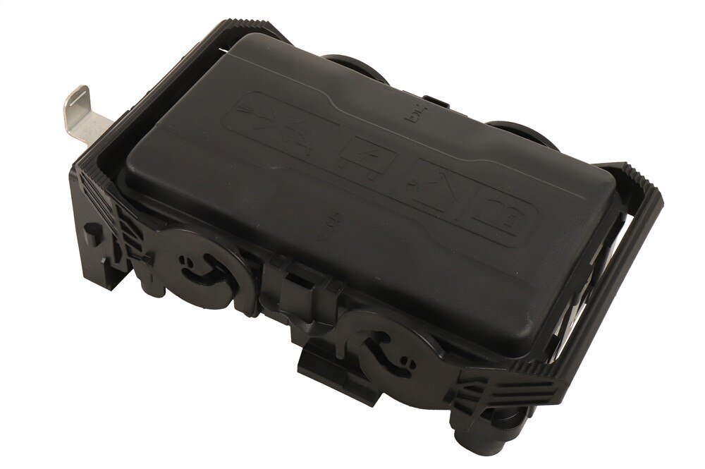 GM Genuine Parts Engine Wiring Harness Junction Block (Programming Required)