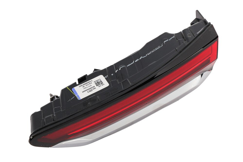 GM Genuine Parts Combination Light Assembly