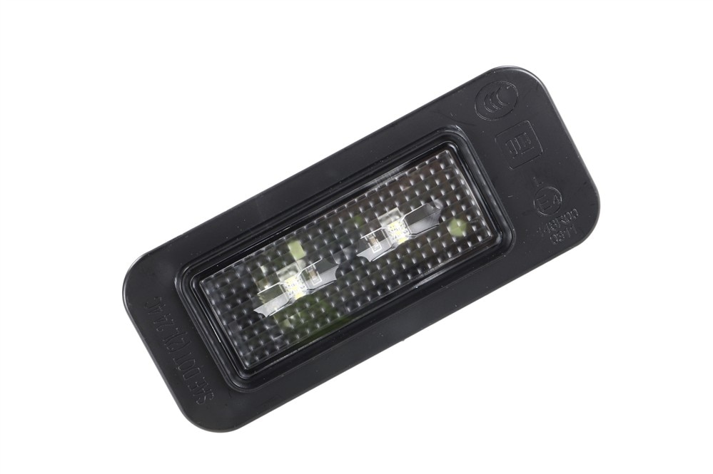 GM Genuine Parts LED Rear License Plate Lamp (Programming Required)
