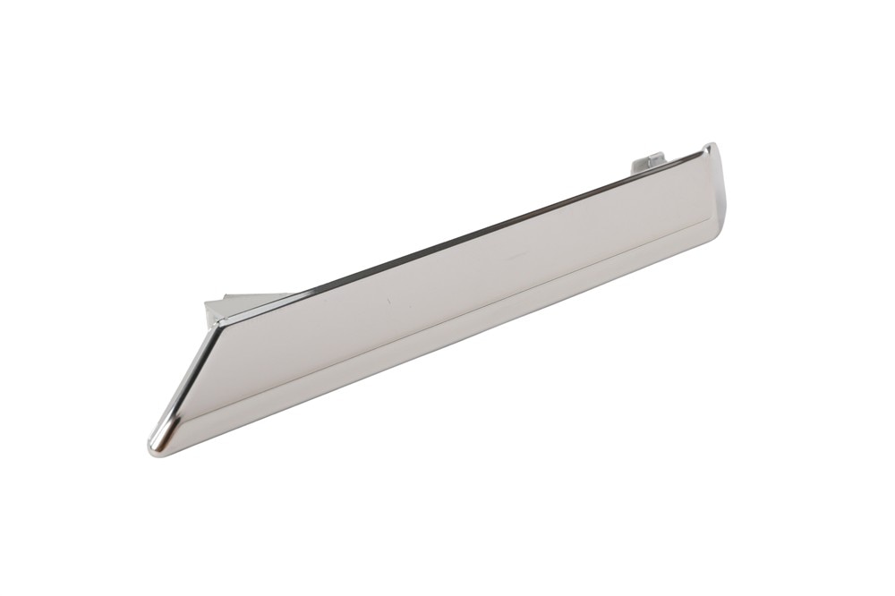 GM Genuine Parts Bumper Grille Bezel