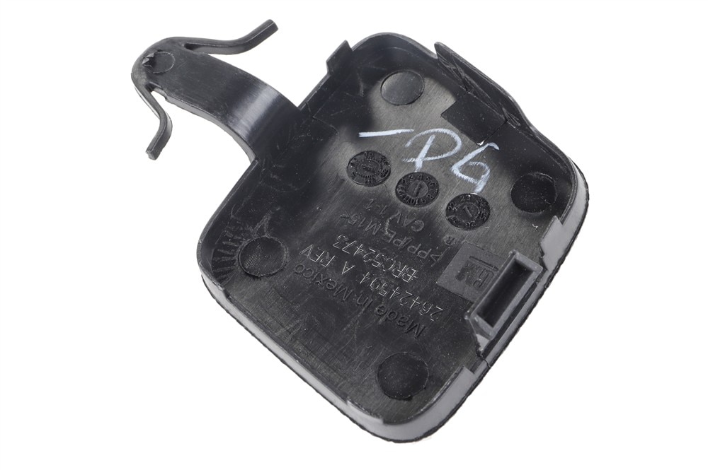 GM Genuine Parts Backen Black Front Floor Console Passenger Side Extension Panel Bolt Access Hole Cover