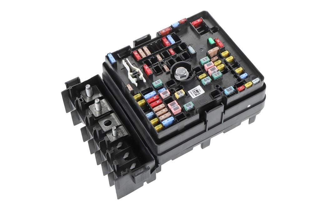 GM Genuine Parts Engine Wiring Harness Junction Block