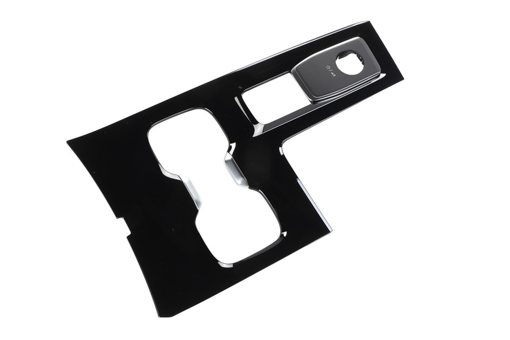 GM Genuine Parts Piano Black Front Floor Console Trim Plate