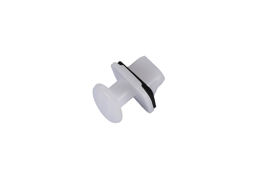 GM Genuine Parts Rear Closure Center Applique Carrier