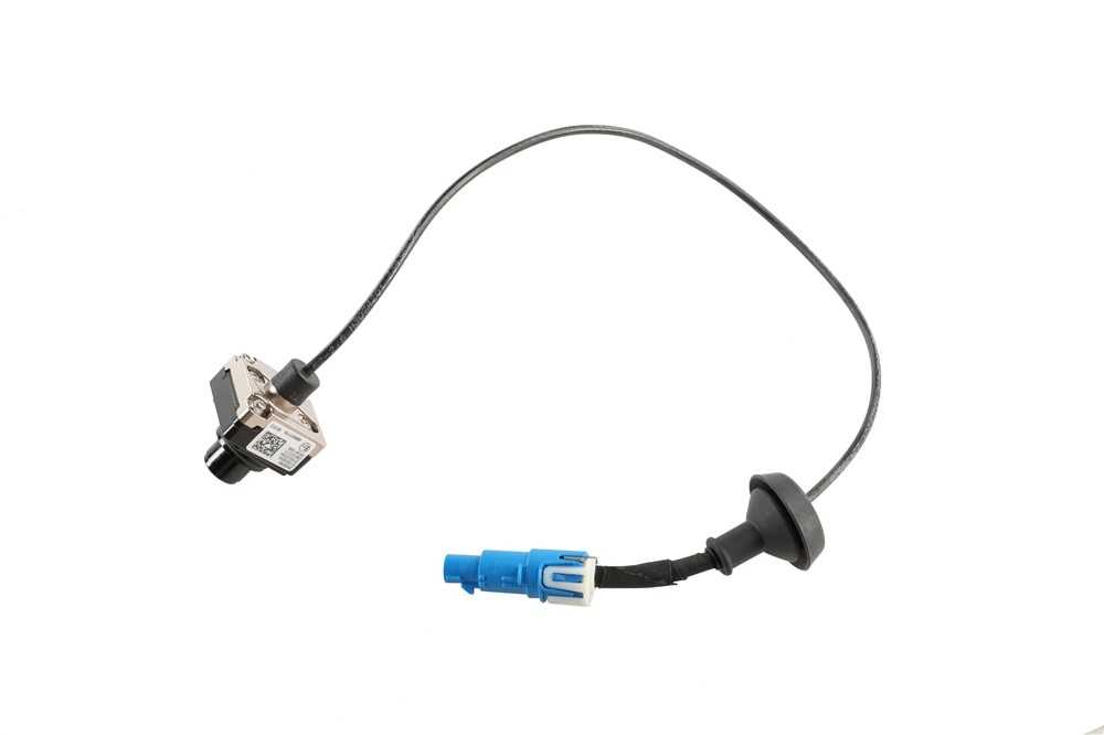 GM Genuine Parts Video Display Inside Rearview Mirror Camera