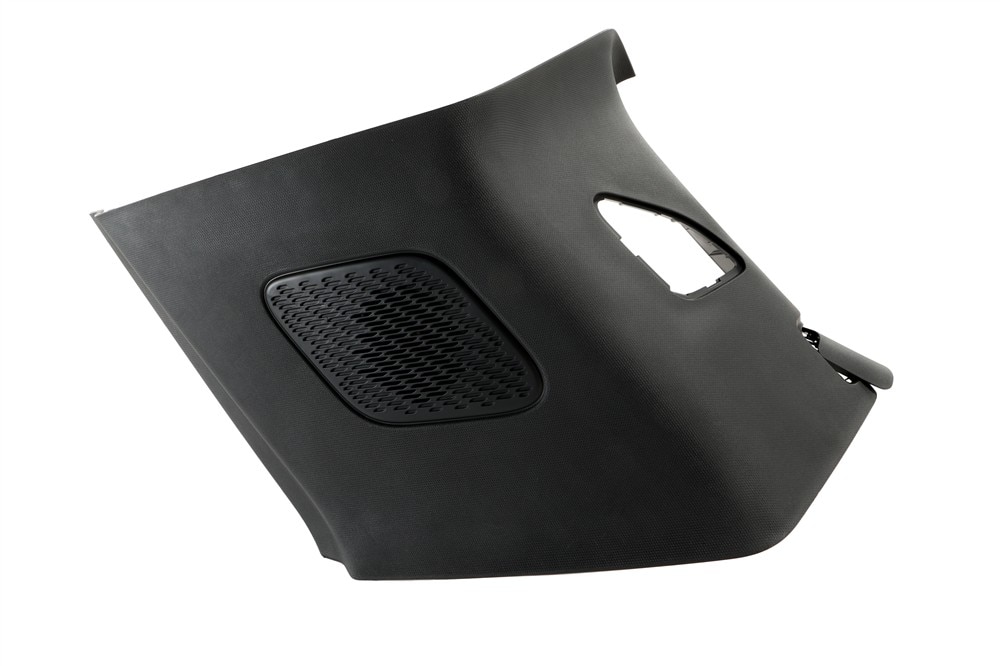 GM Genuine Parts Backen Black Passenger Side Body Rear Corner Upper Garnish Molding