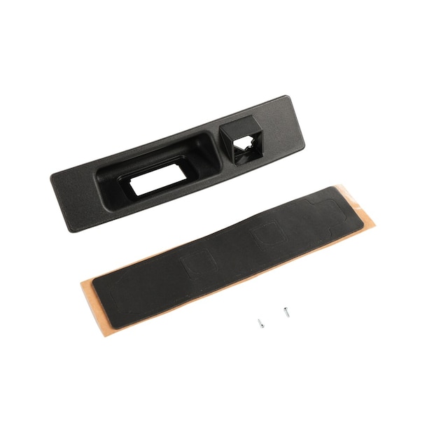 GM Genuine Parts Rear Closure Fixed Handle Applique