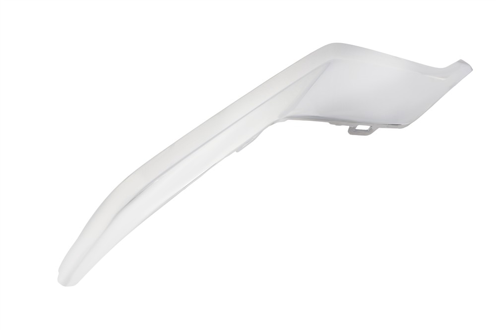 GM Genuine Parts Front Bumper Fascia Driver Side Lower Molding