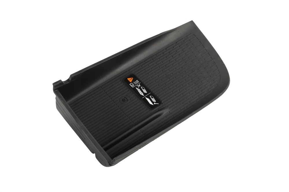 GM Genuine Parts Console Mat