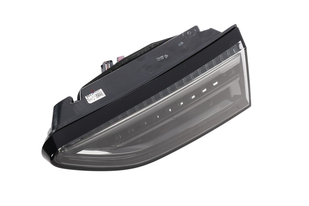 GM Genuine Parts Combination Light Assembly