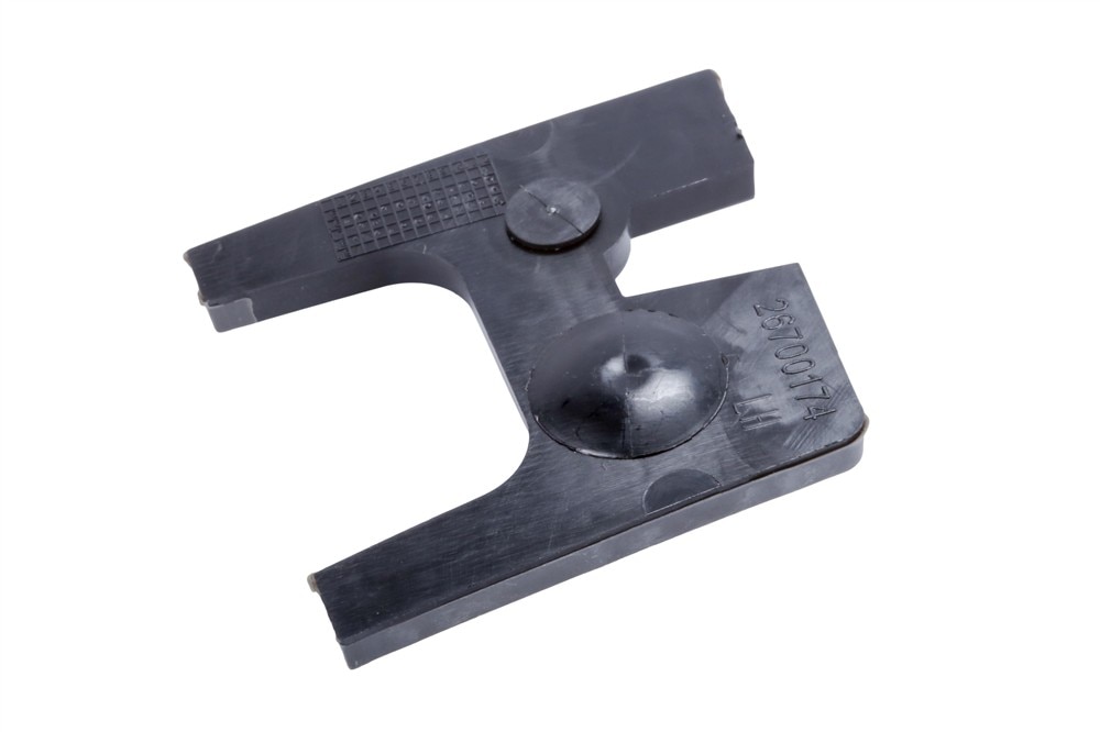 GM Genuine Parts Front Driver Side Fender Insulator