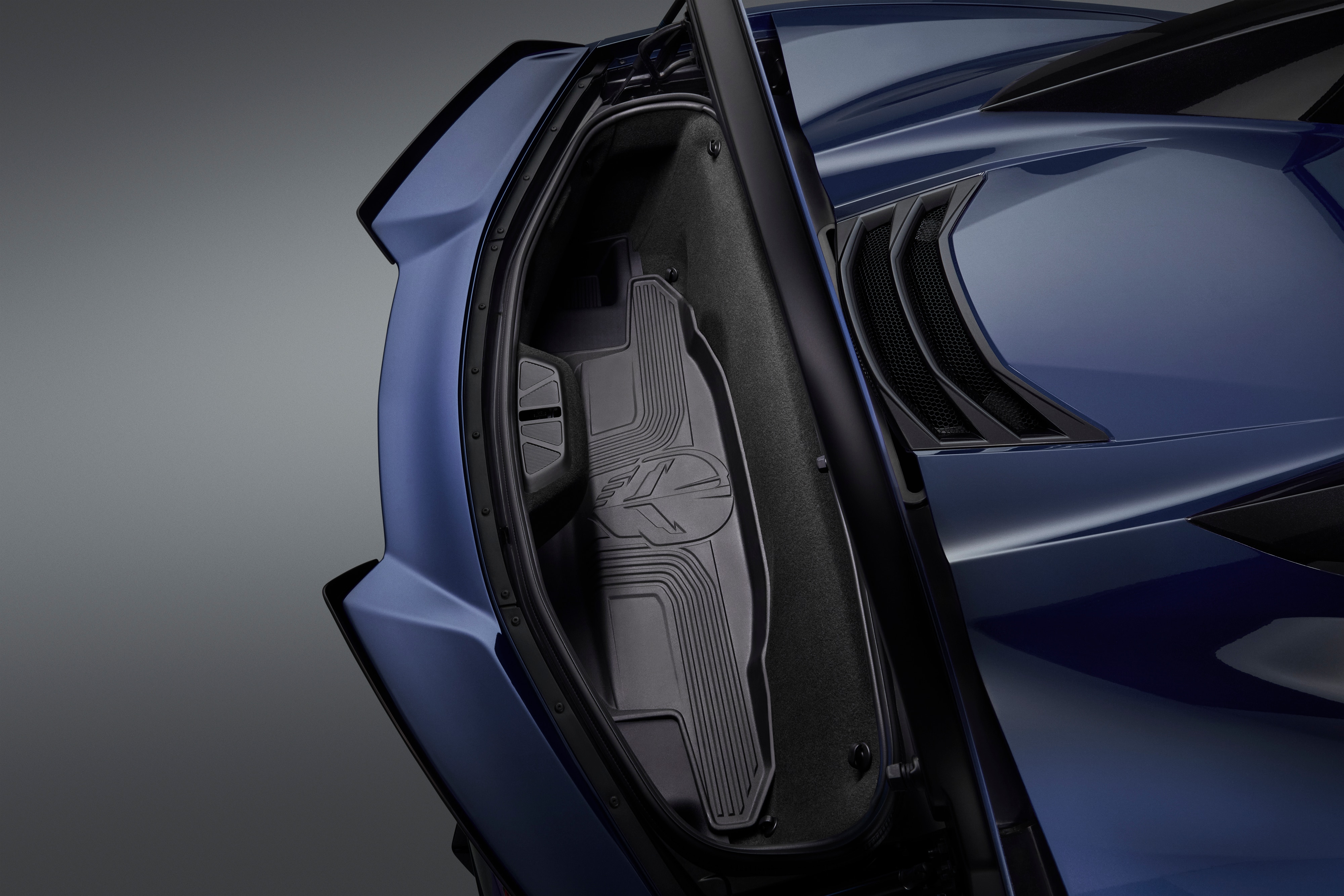 Cargo Liner in Jet Black (for Convertible models)