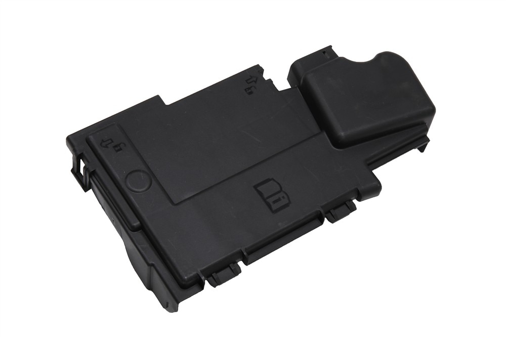 GM Genuine Parts Front Compartment Fuse Block Cover