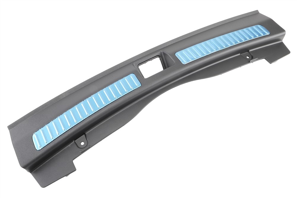 GM Genuine Parts Jet Black Liftgate Sill Garnish Molding