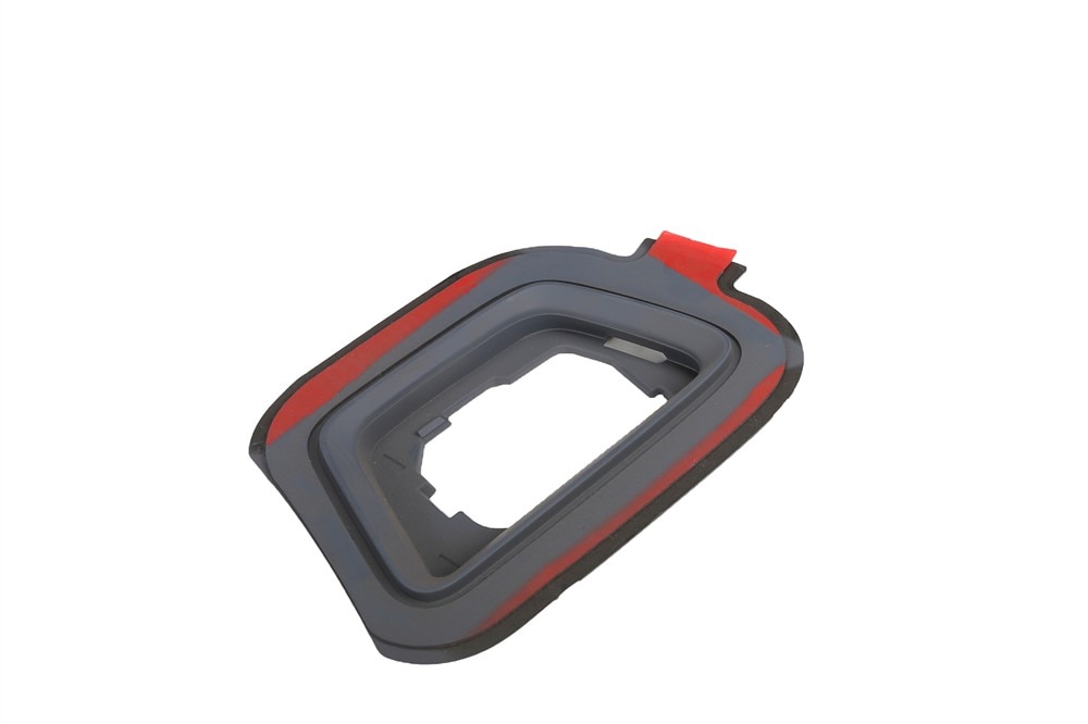 GM Genuine Parts Passenger Side Rear Fascia Lower Signal Lamp Retainer