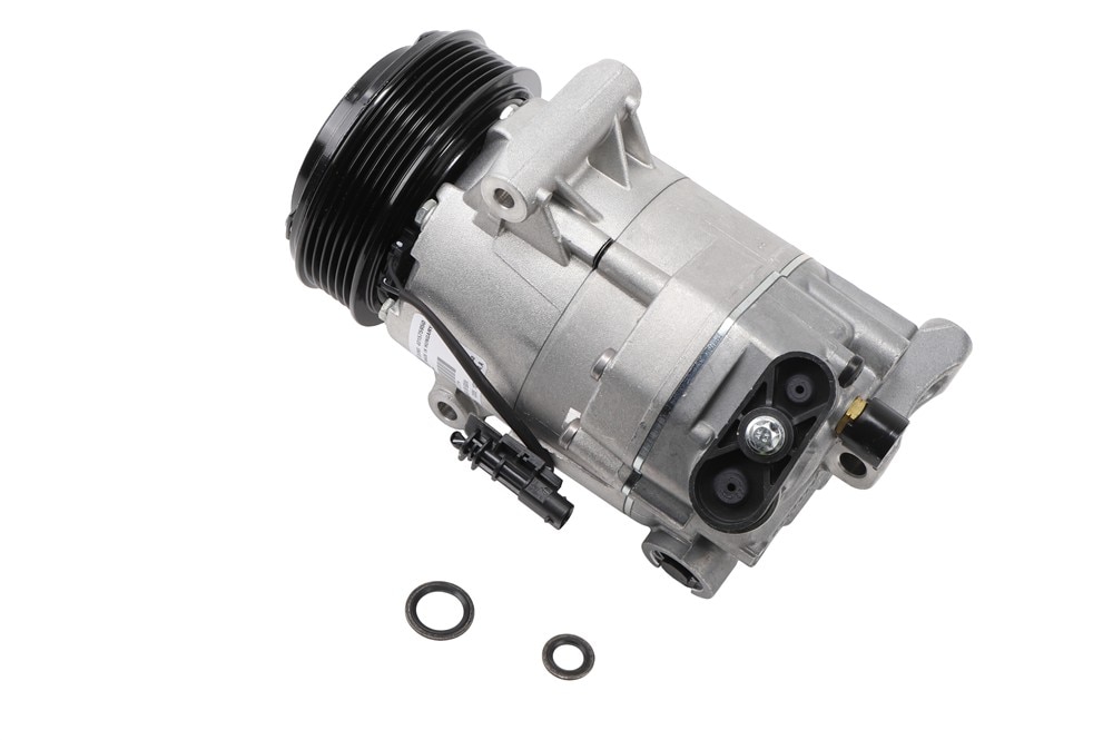 GM Genuine Parts Air Conditioning Compressor and Clutch Assembly