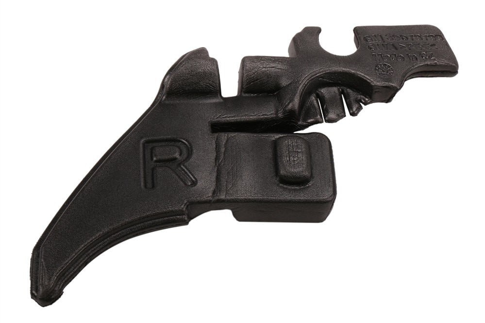 GM Genuine Parts Front Passenger Side Fender Center Insulator