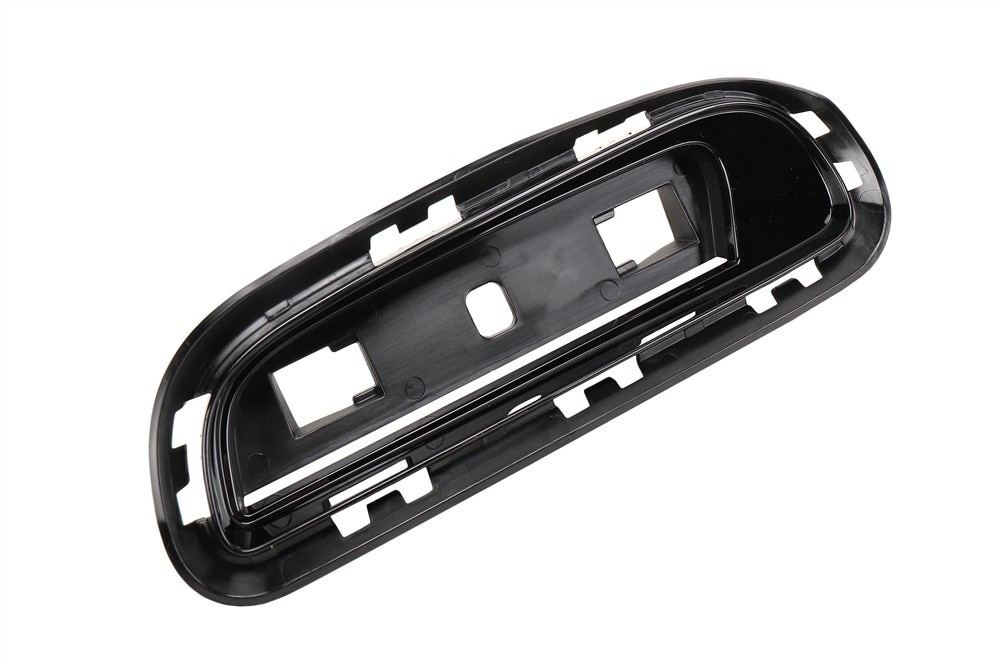 GM Genuine Parts Black Passenger Side Rear Fascia Signal Lamp Cover