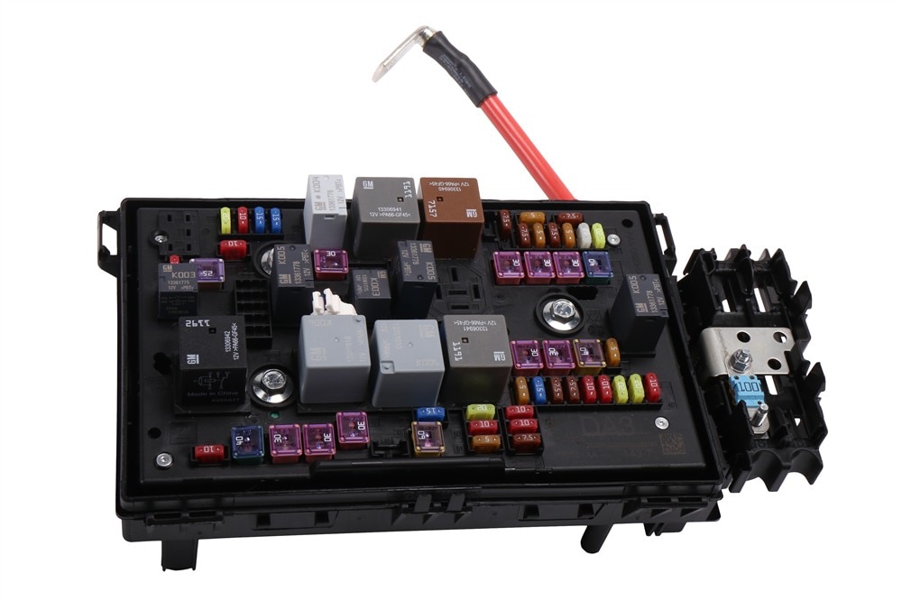 GM Genuine Parts Front Compartment Fuse Block