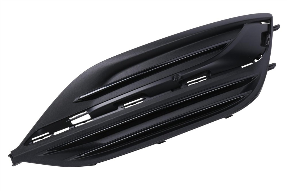 GM Genuine Parts Black Front Passenger Side Fog Lamp Opening Cover