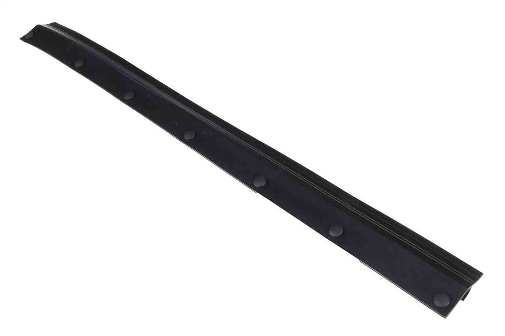 GM Genuine Parts Liftgate Upper Weatherstrip