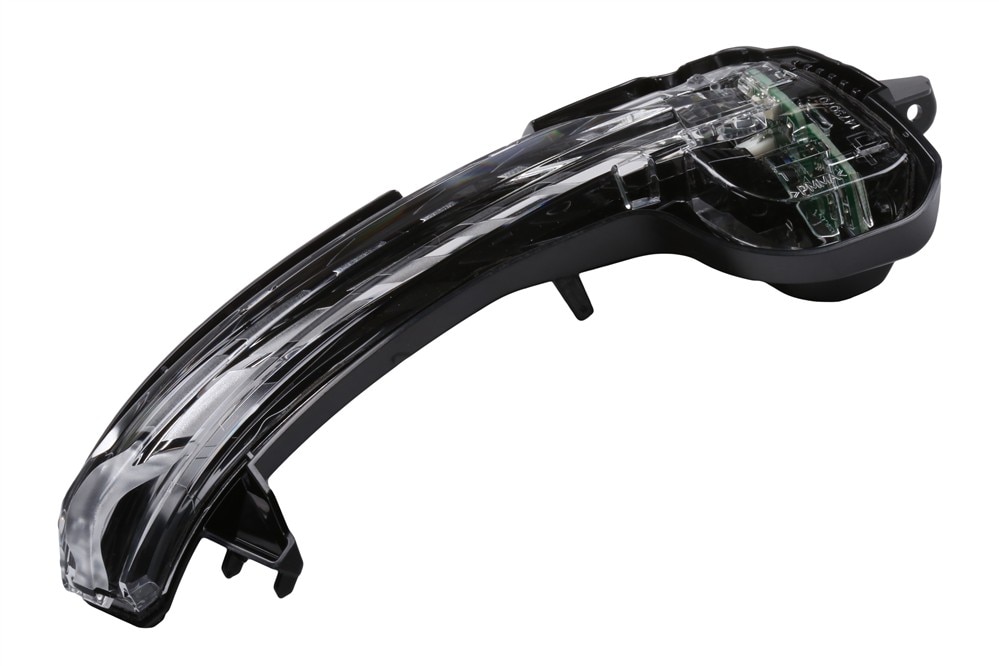 GM Genuine Parts Passenger Side Outside Rearview Mirror Turn Signal Lamp