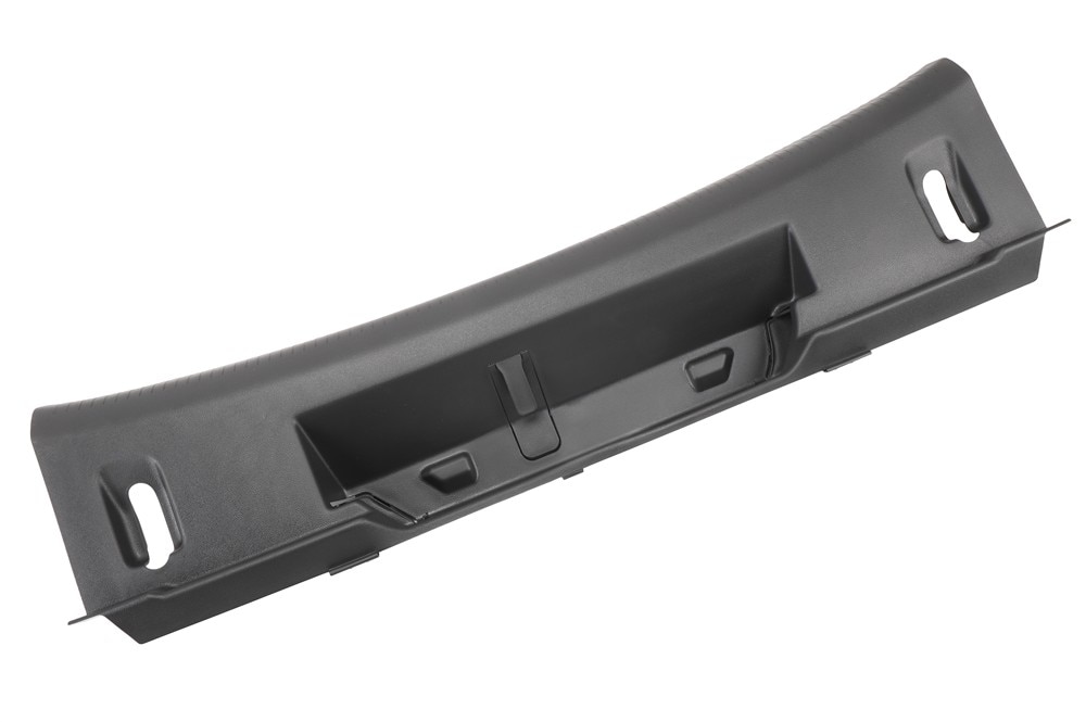 GM Genuine Parts Black Liftgate Sill Garnish Molding
