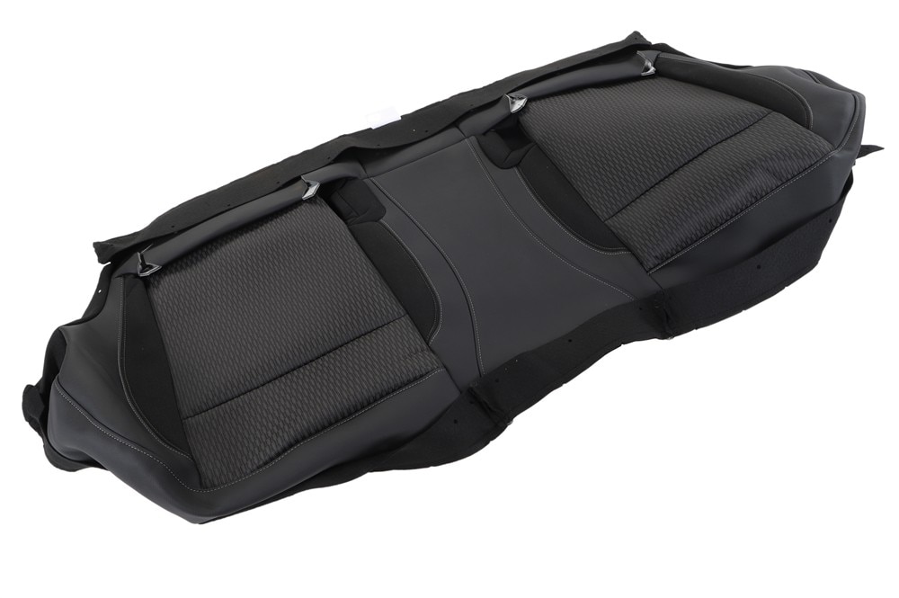 GM Genuine Parts Marvel Black Seat Cover