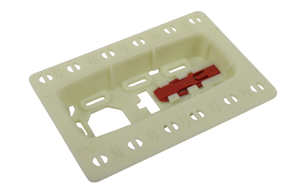 GM Genuine Parts Passenger Side Roof Rail Courtesy Lamp Retainer