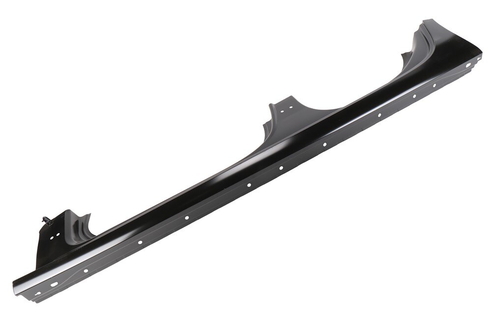 GM Genuine Parts Driver Side Body Side Outer Lower Panel