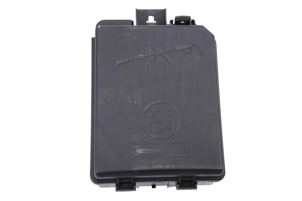GM Genuine Parts Engine Wiring Harness Junction Block