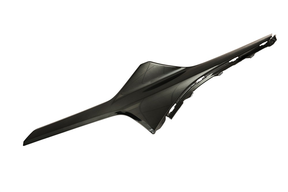 GM Genuine Parts Black Ice Chrome Front Driver Side Grille Insert